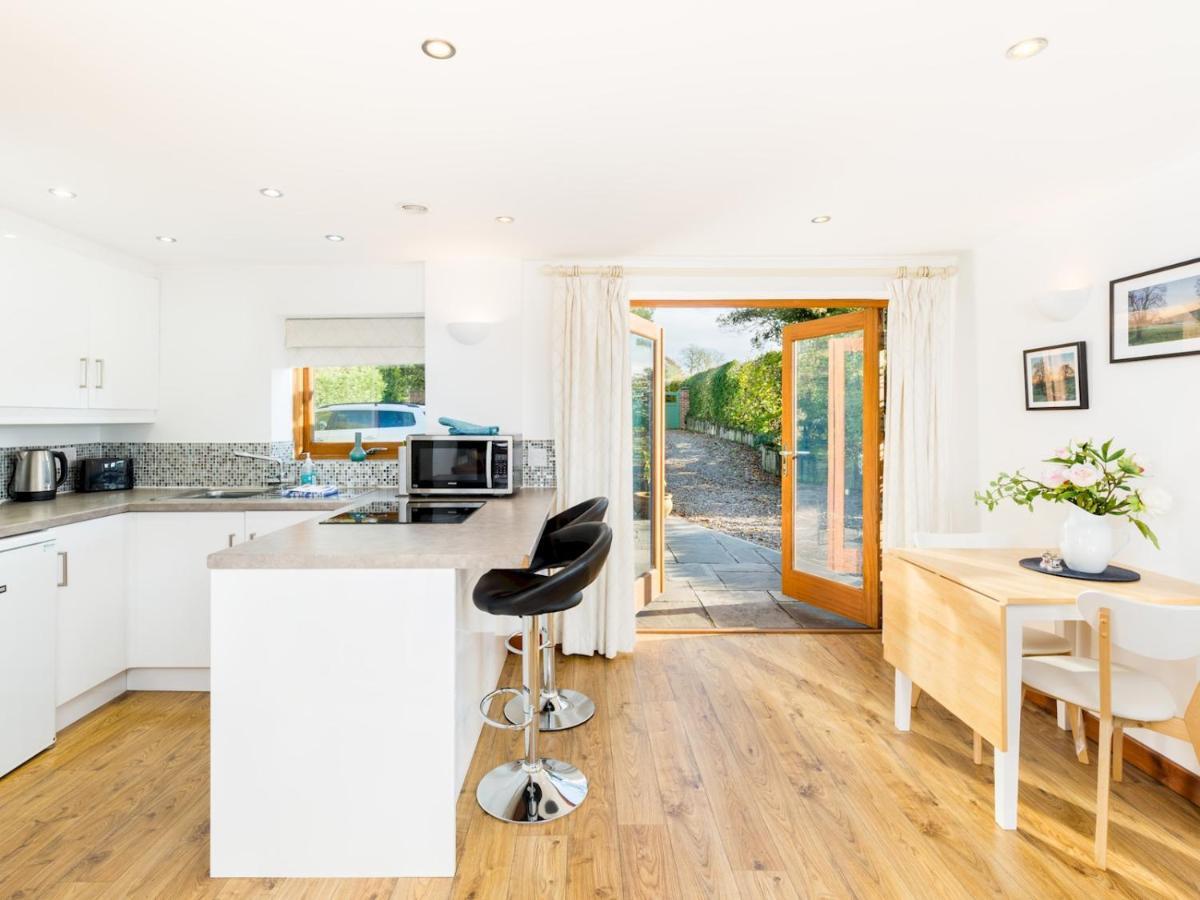 Вилла Pass The Keys Rural Retreat In Rowington, Warwickshire Уорик Экстерьер фото